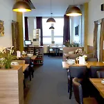 Hotel Veronika 3*