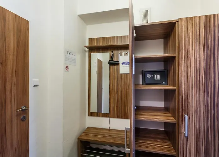 Hotell Veronika 3*